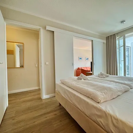 Stilvoll Eingerichtete Mit Grossem Balkon In Apartment *