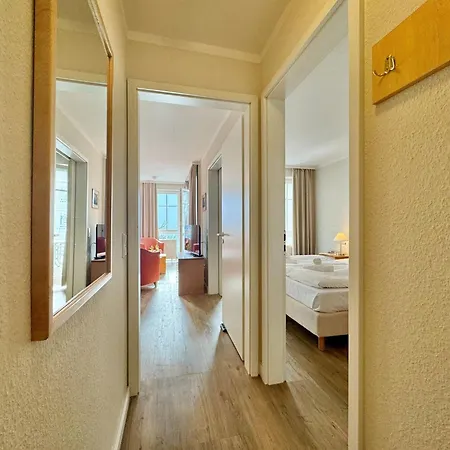 Stilvoll Eingerichtete Mit Grossem Balkon In Apartment *