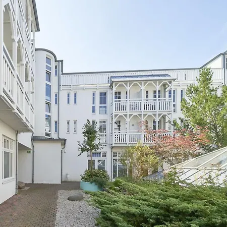 Apartment Stilvoll Eingerichtete Mit Grossem Balkon In *